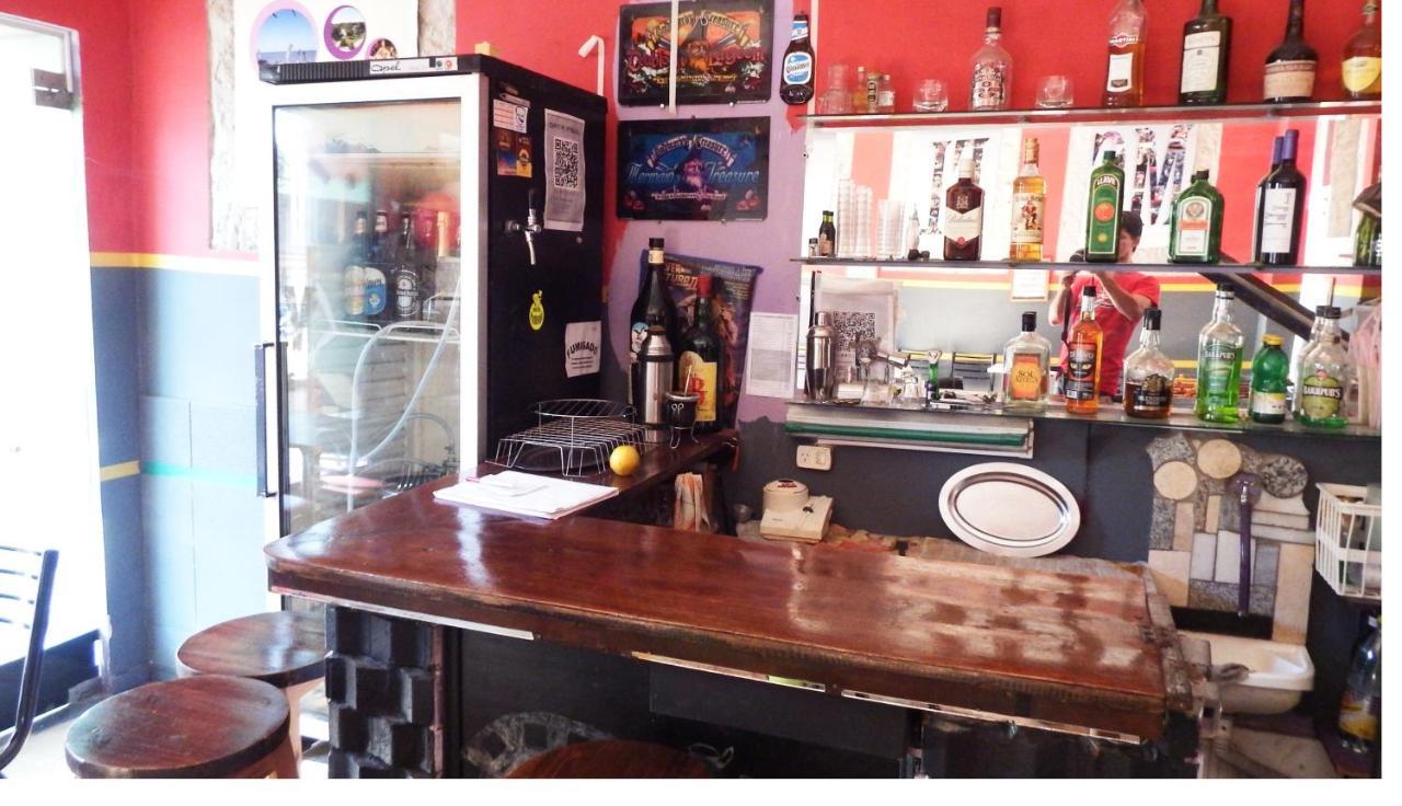 Gualeguaychú Hostel De Pichincha מראה חיצוני תמונה
