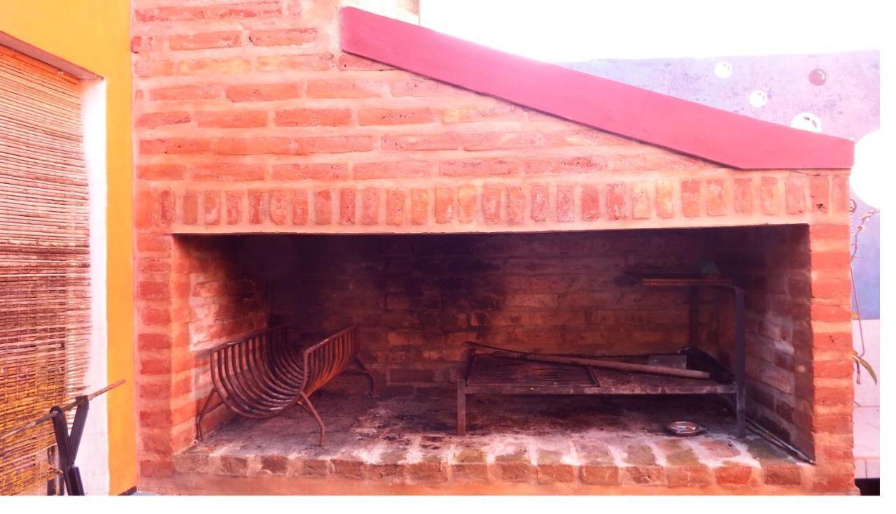 Gualeguaychú Hostel De Pichincha מראה חיצוני תמונה