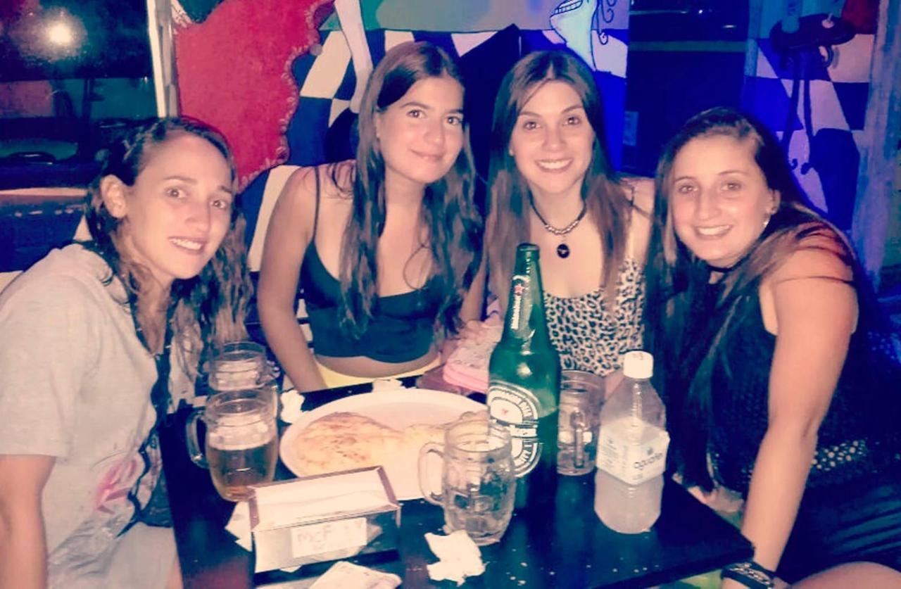 Gualeguaychú Hostel De Pichincha מראה חיצוני תמונה